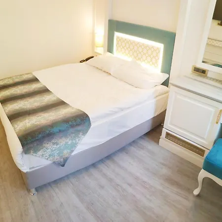 Hotel Ligos *