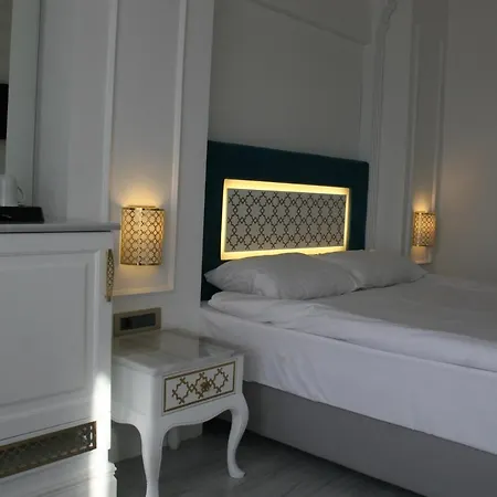 Ligos Hotel