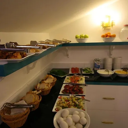 Hotel Ligos *